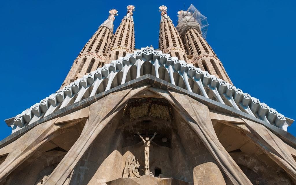 Foto 1 Granito Moreno Rabal en la Sagrada Familia de Gaudi (Barcelona)